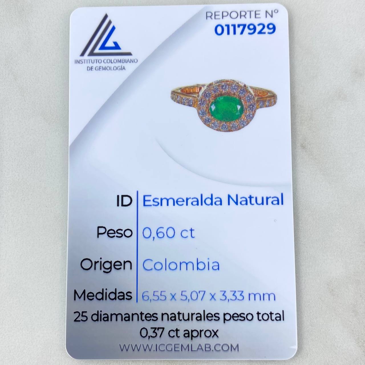 Oval Halo Ring 3.1gr / Size 7 / 52pts Diamonds 40pts Emerald Yellow Gold (Jewel) ©