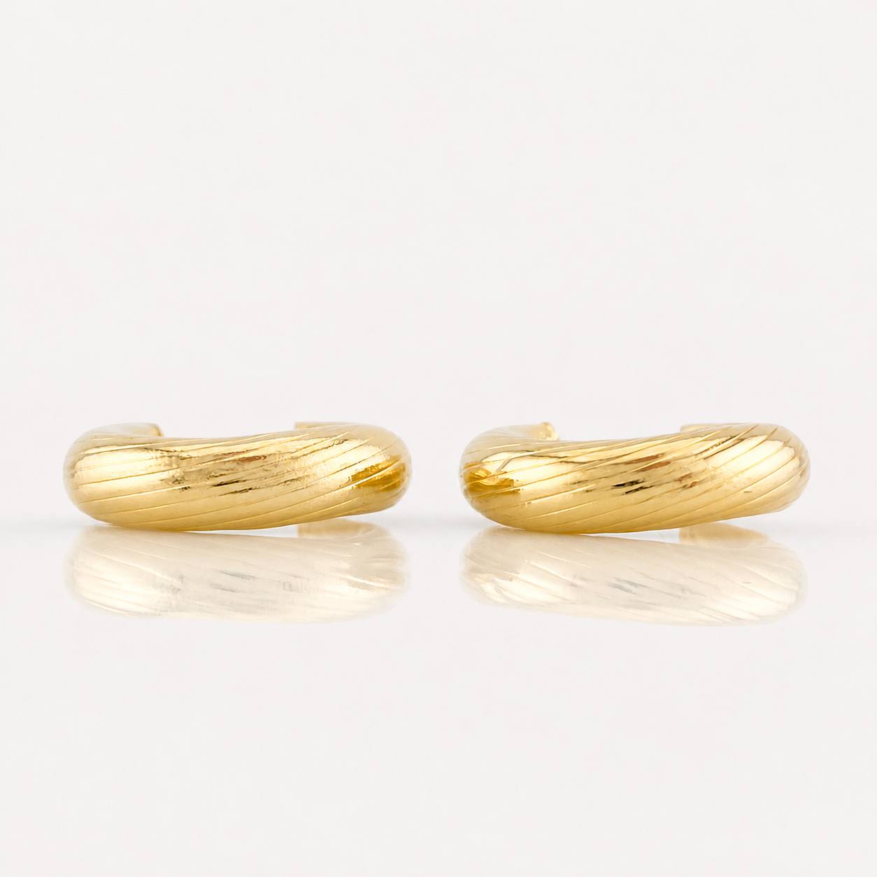 Hoop Earrings Rudi 3.9g / 3/4 in 18K Yellow Gold