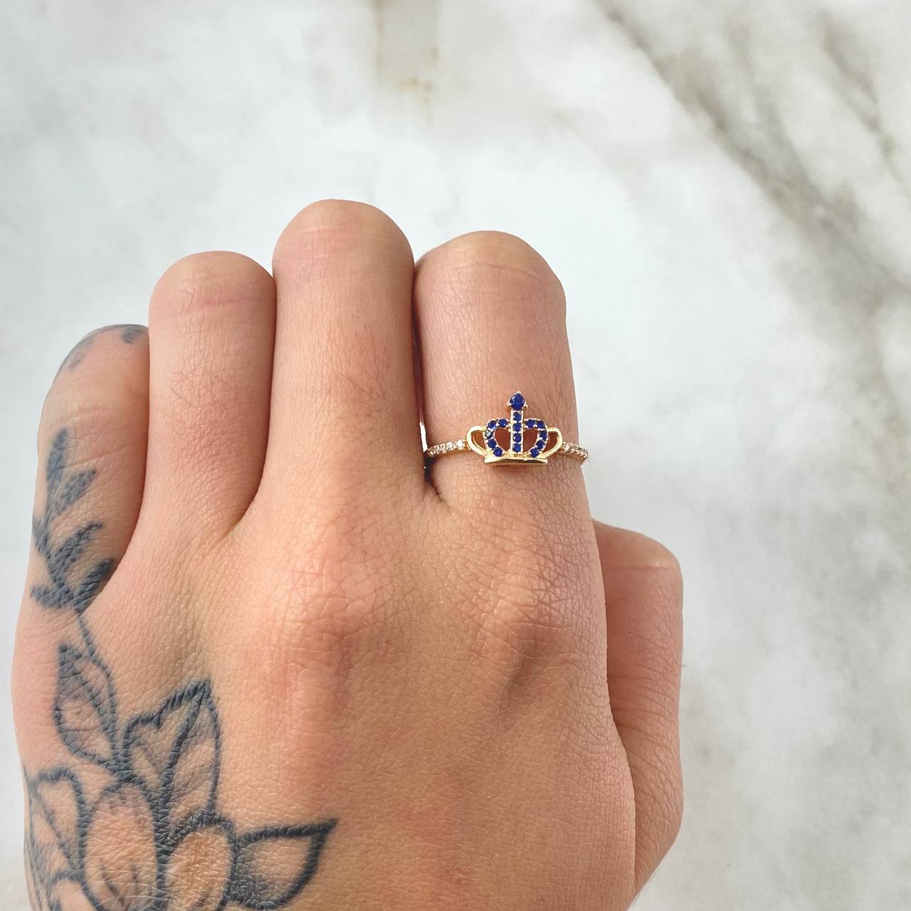 Anillo Corona 1.5gr / T6 3/4 / Oro 18K