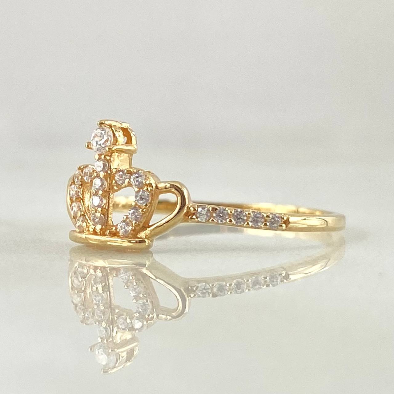 Crown Ring 1.6gr / Size 7 3/4 / 18K Gold ©