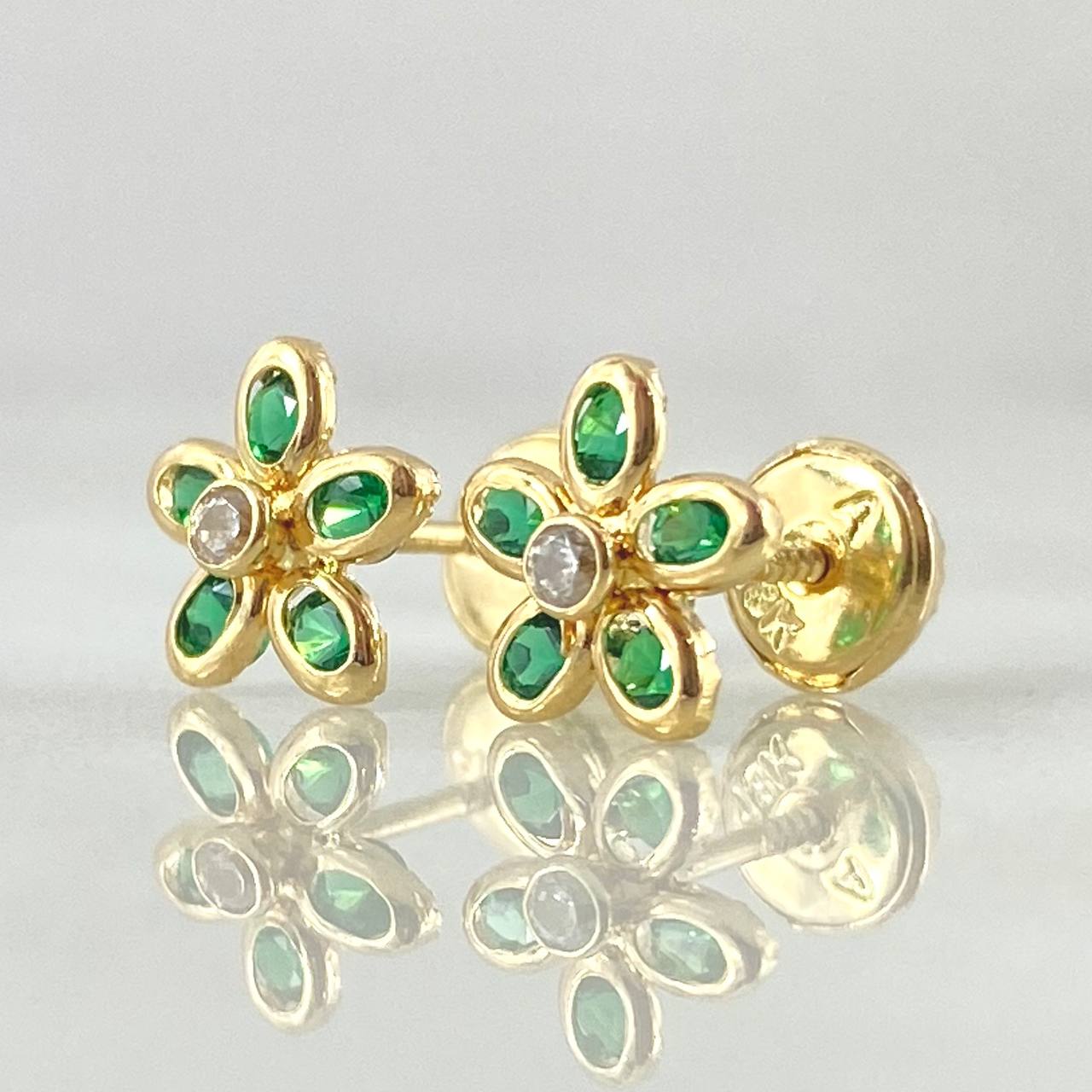 Stud Earrings 0.75gr / 18K Gold