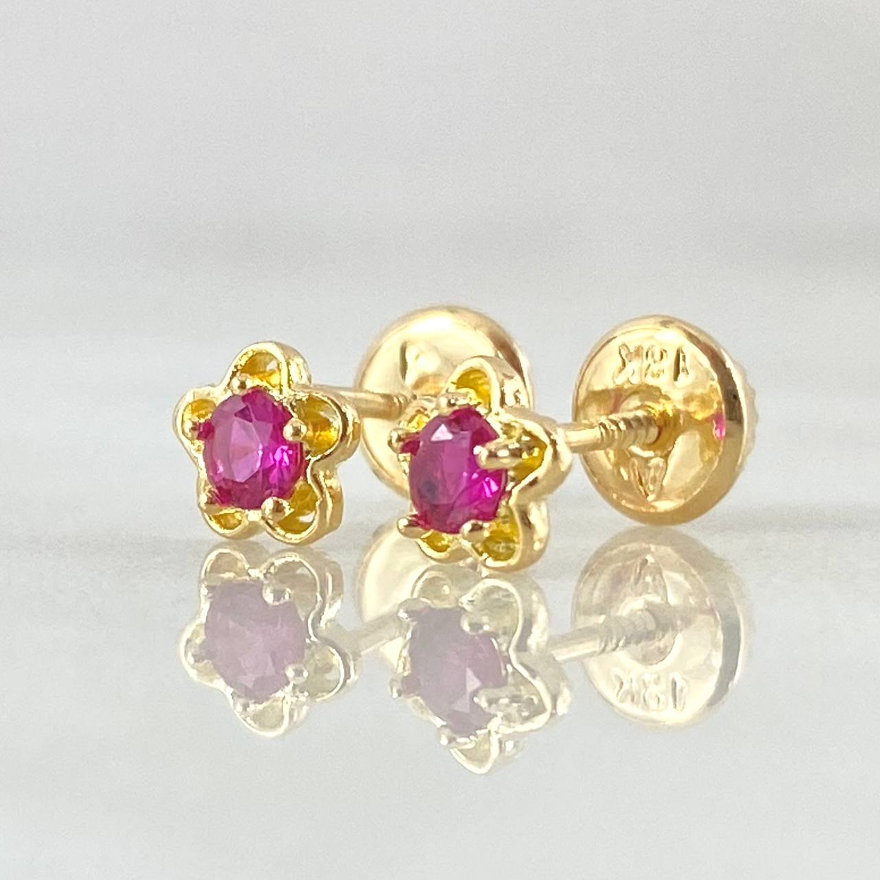 Flower Stud Earrings 0.9gr / 18K Gold ©