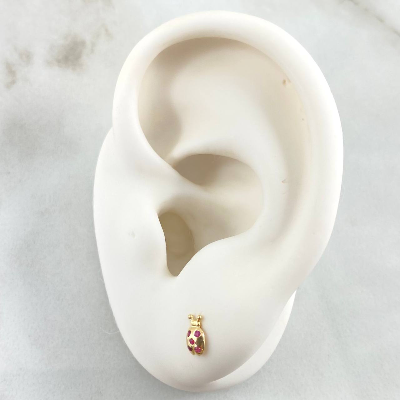 Ladybug Stud Earrings 0.65gr / 18K Yellow Gold
