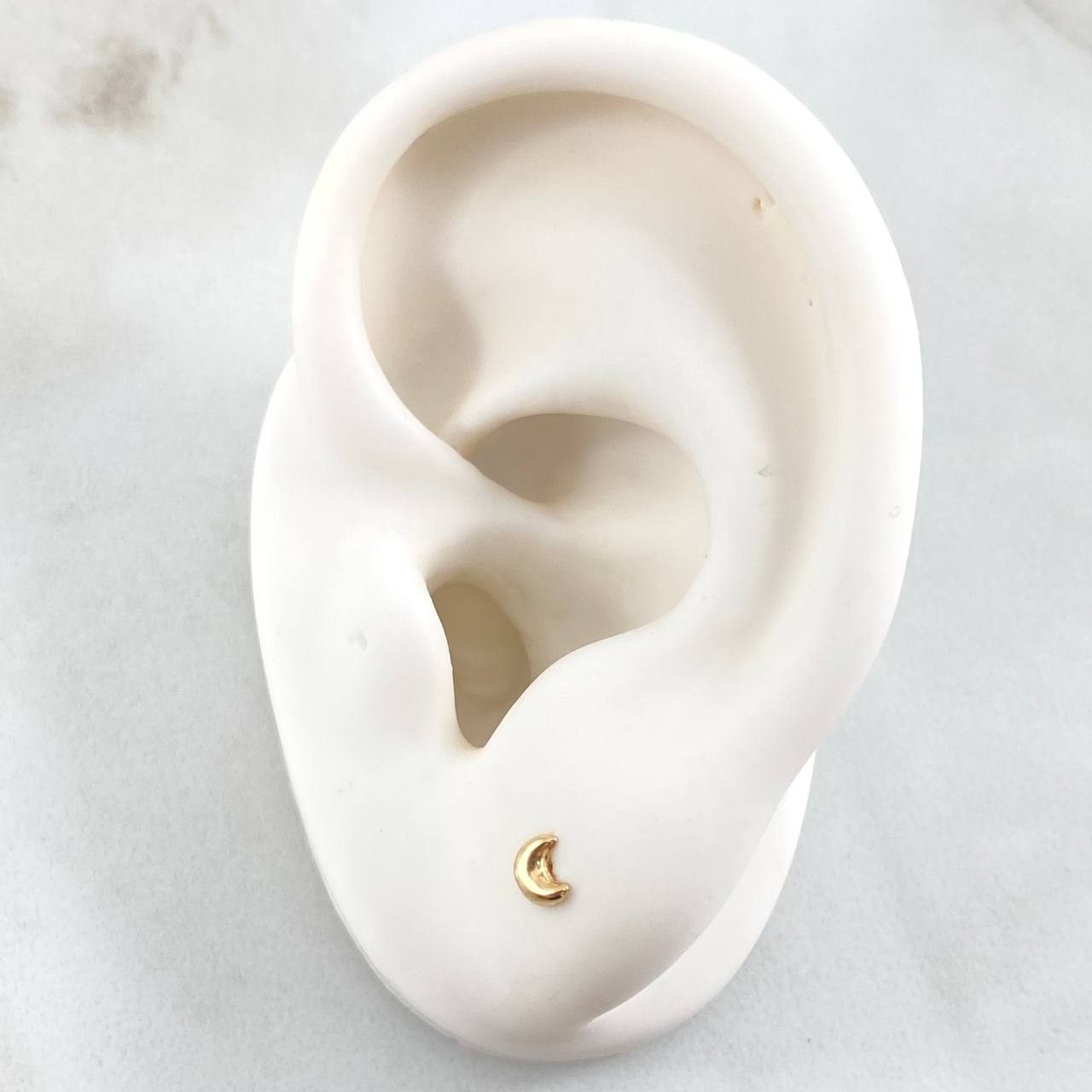 Stud Earrings Half Moon 0.5gr / 18K Gold