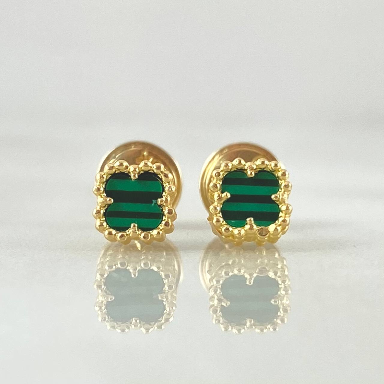 Stud Earrings Green Clover 1.15gr / 5mm Yellow Gold Nac.Esp. 18K ©