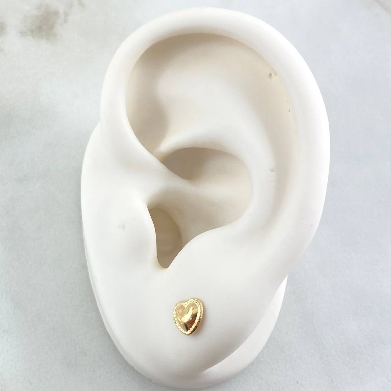 Topos Corazon Bordeado 0.55gr / Oro 18K *