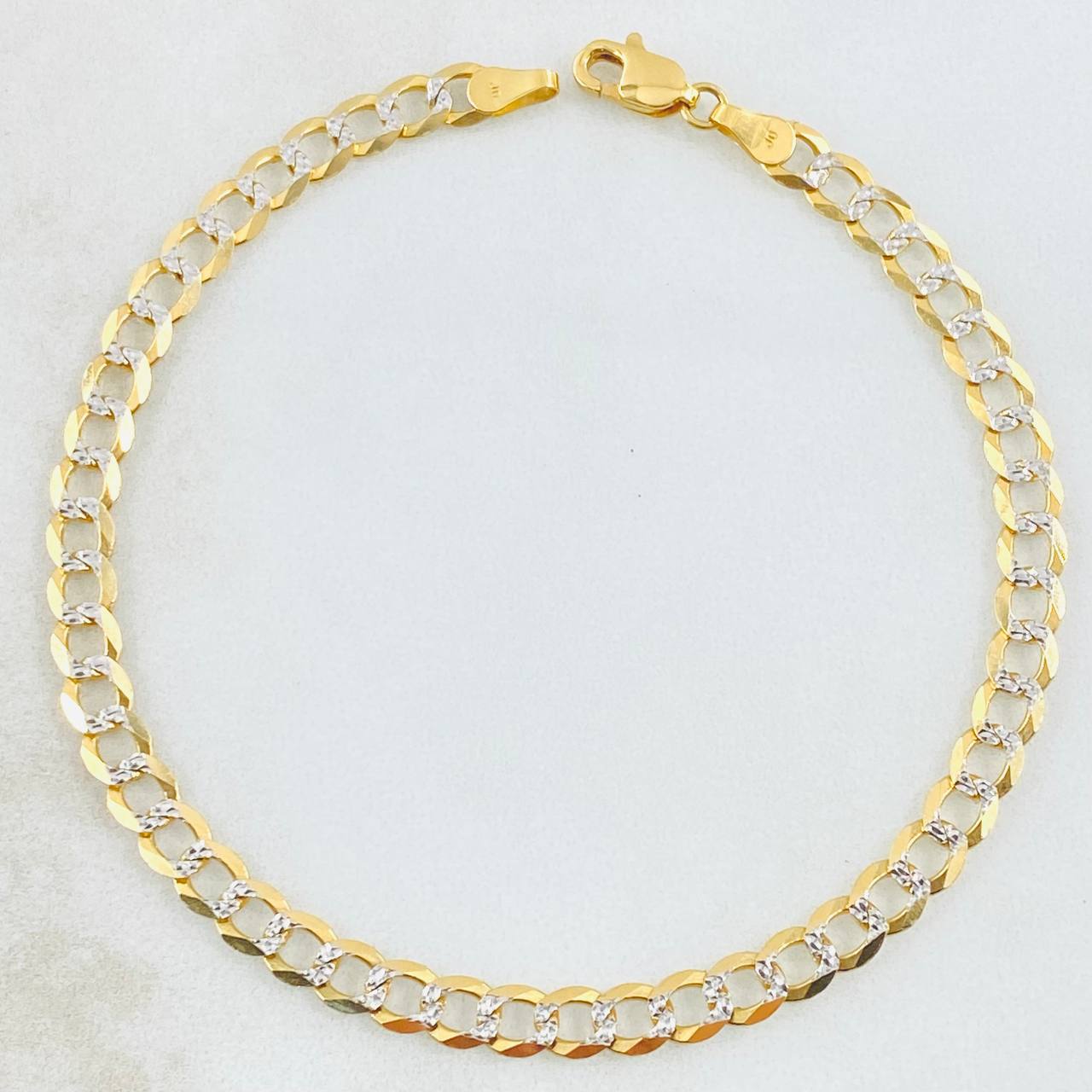 Pulso Cubano 5.8gr / 8 in / 4.6mm Dos Oros Amarillo Blanco +3 18K ©