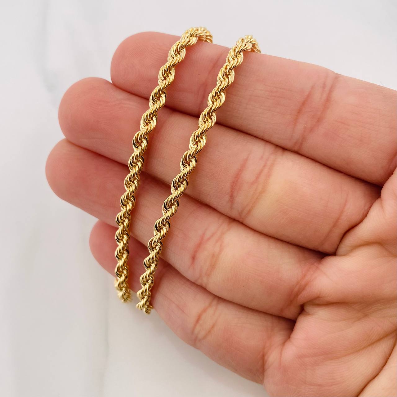 Cadena Lazo 7.25g / 24 in / 3mm Oro Amarillo 18K