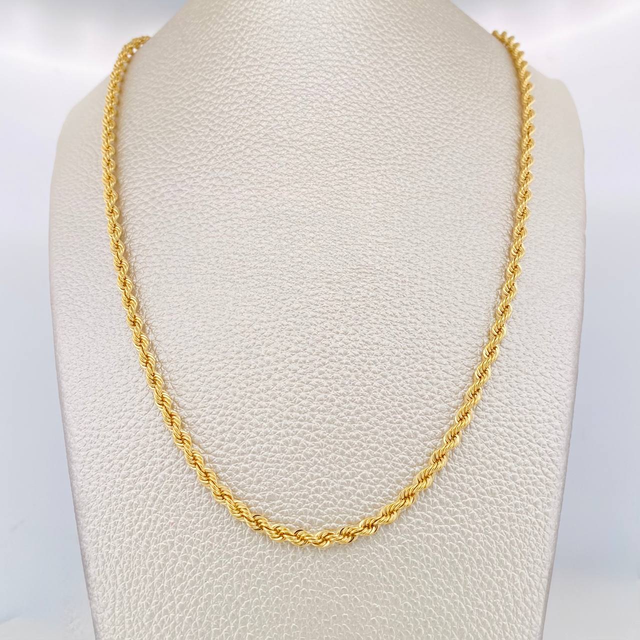 Cadena Lazo 7.25g / 24 in / 3mm Oro Amarillo 18K