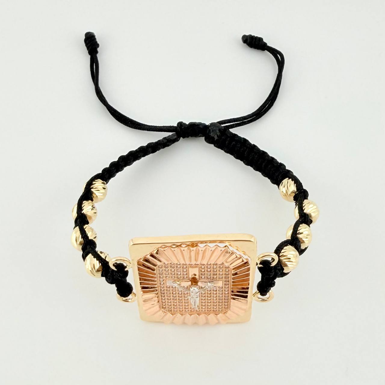 Woven Bracelet Symbol of Love Three Golds 18K