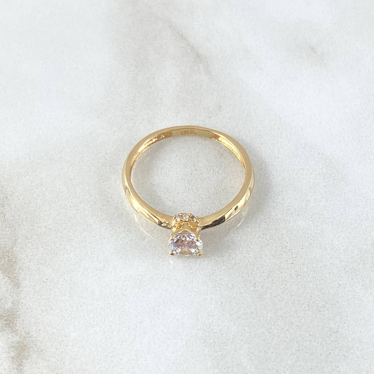 Anillo Solitario Cetro 1.8gr / T7 / Circon Blanco Oro Amarillo 18K