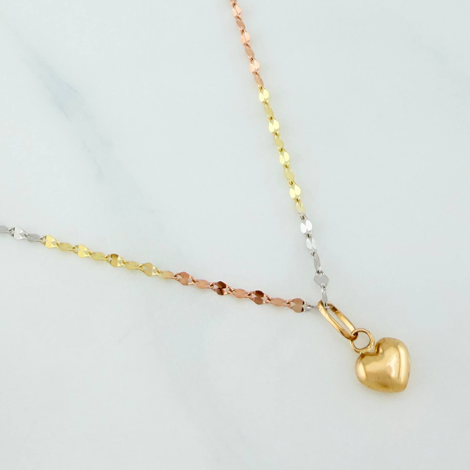 Mirror Flower Chain Set + Heart Pendant / 1.05gr / 17 3/4 in Three Golds 18K