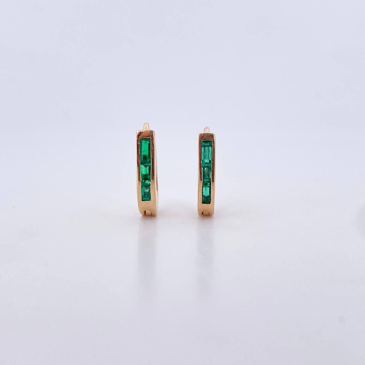 Candongas Bicel 2.65gr / Esmeralda 40 Pts Oro Amarillo 18K (Joya) &