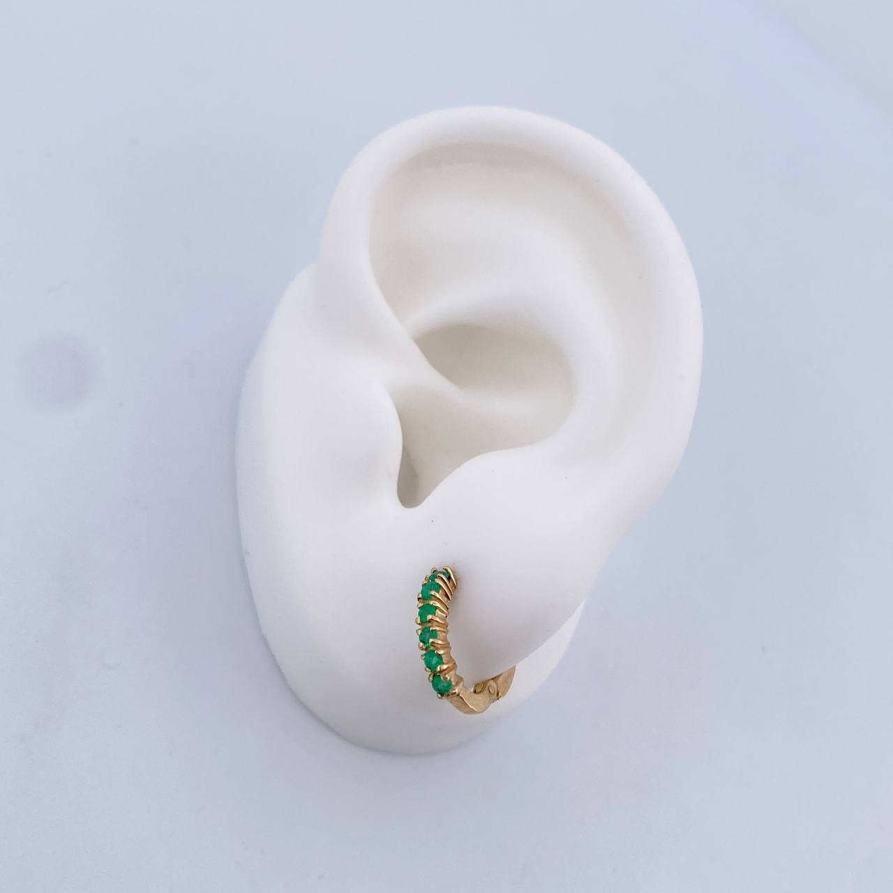 Candongas Tupidas 2.05gr / Esmeralda 20 Pts Oro Amarillo 18K (Joya) &