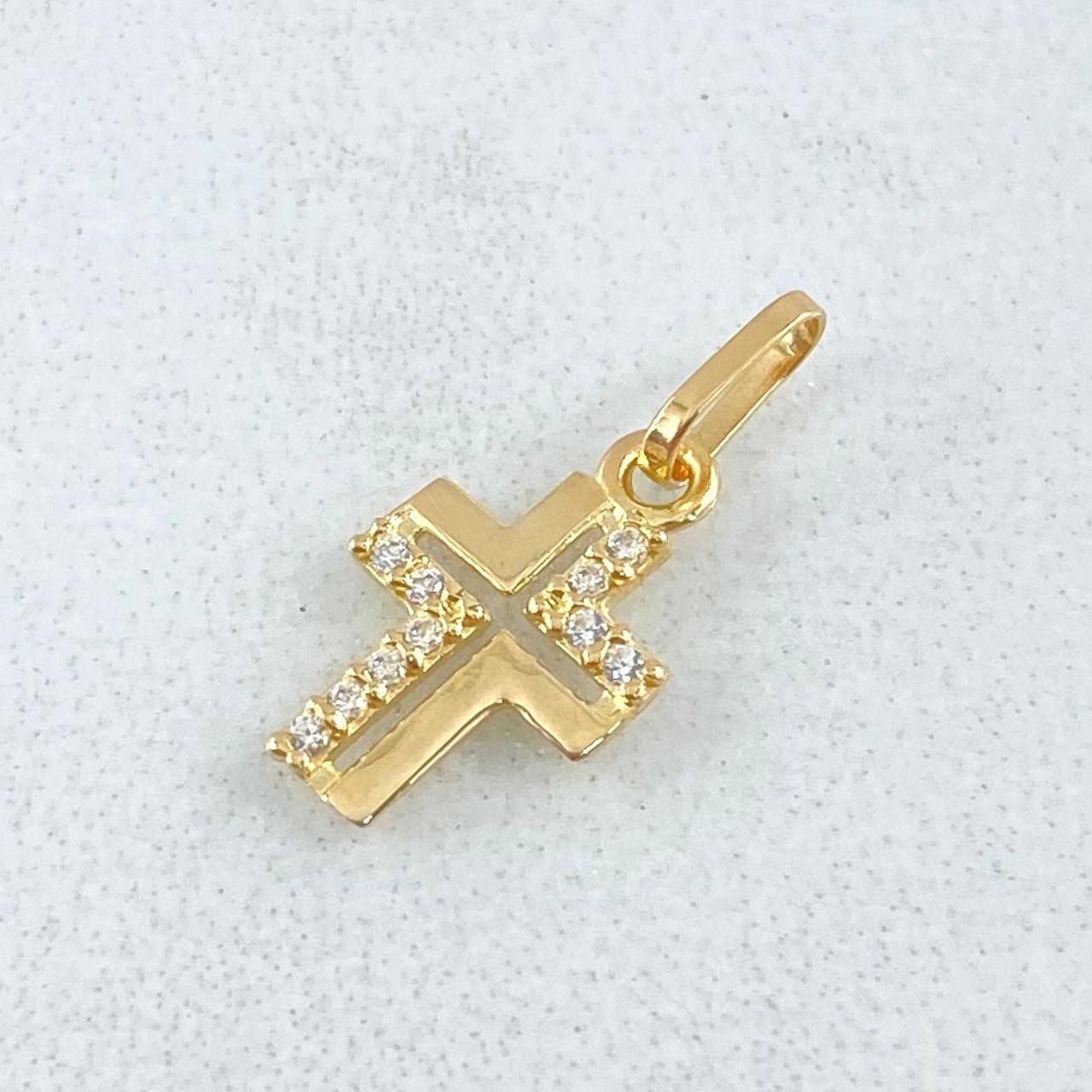 Cross Pendant 0.35gr / 1.6cm / 18K Gold