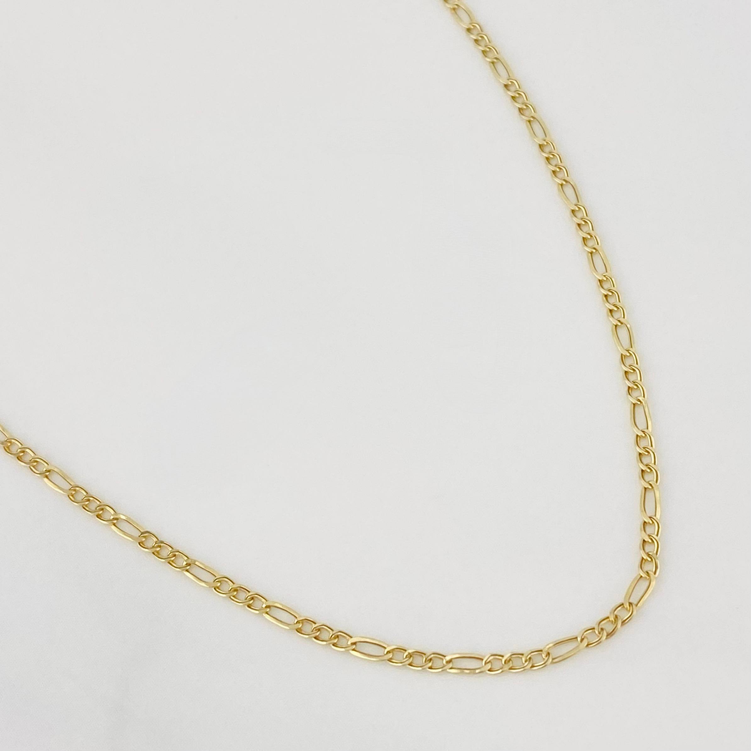 Cadena Figaro 1.35g / 45cm / 1.49mm Oro Amarillo 18K