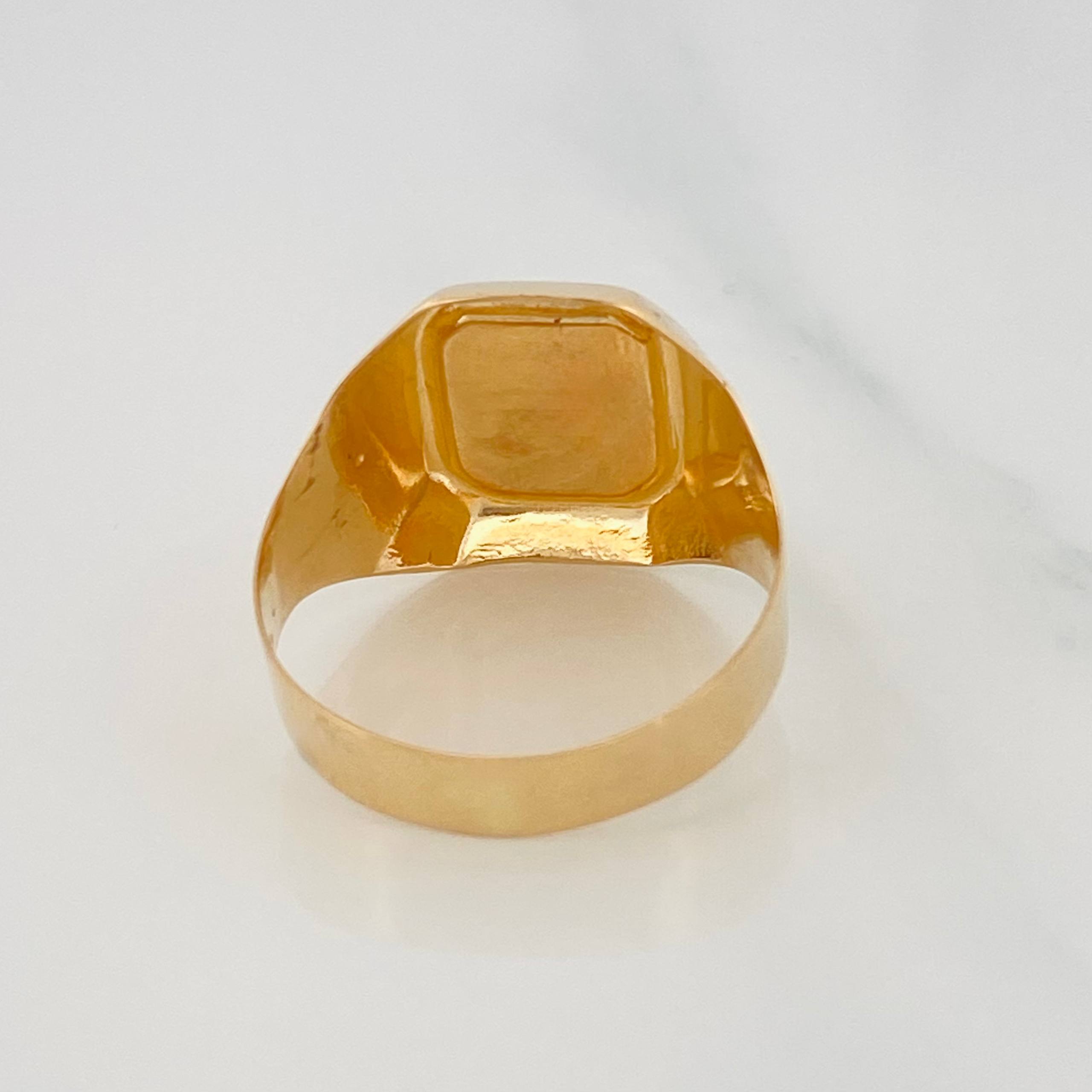 Heart Signet Ring 3.7g / T9 3/4 Yellow Gold 18K
