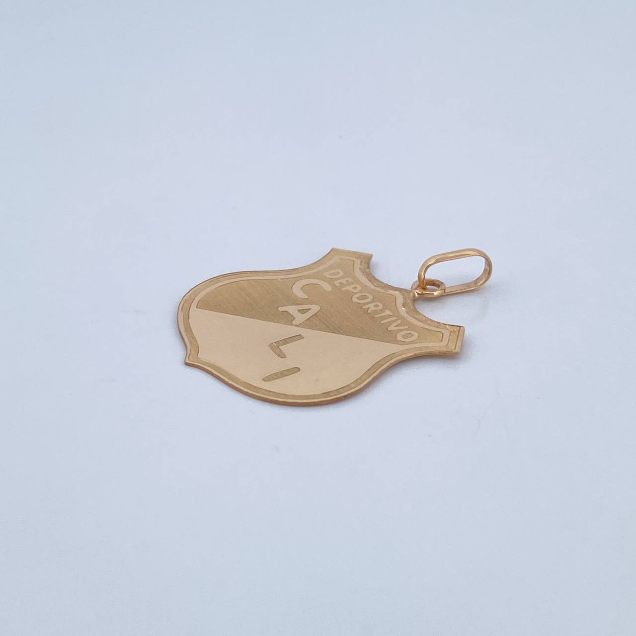 Pendant Deportivo Cali 2.3gr / 3.2cm / 18K Gold &