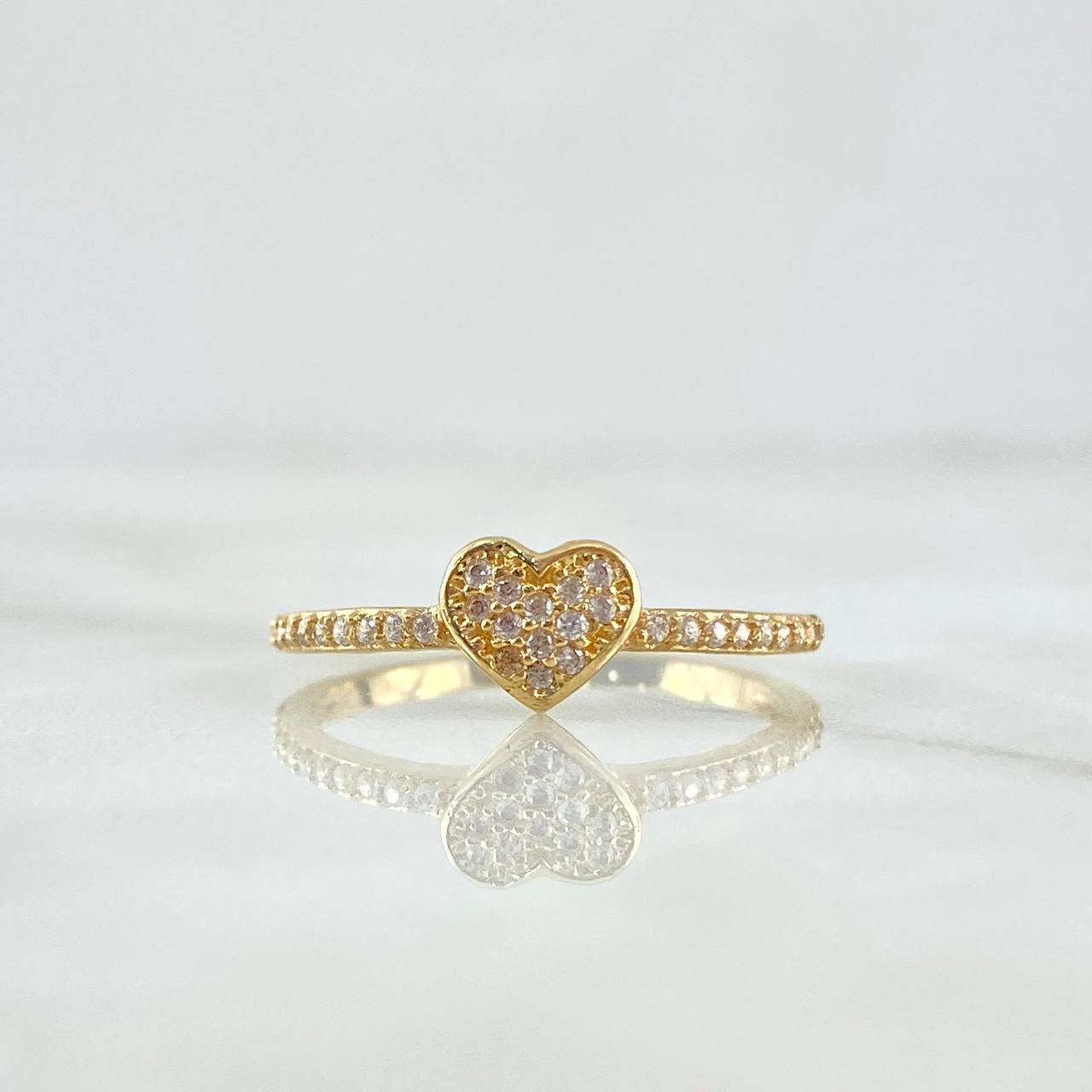 Heart Stitched Ring 1.85gr / Size 7 1/2 / White Zircons 18K Yellow Gold