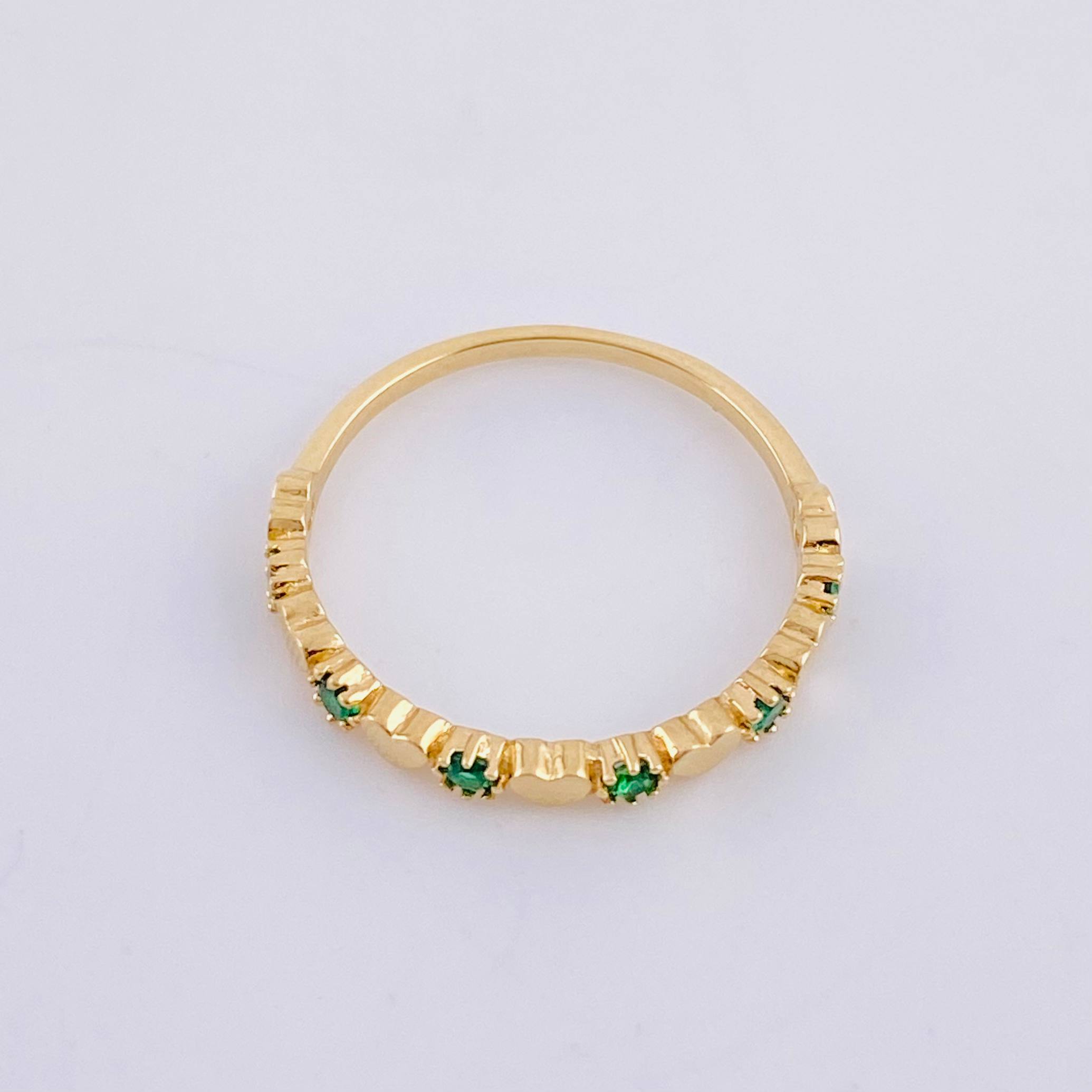Anillo Churumbela Corazones 1.3g / T5 3/4 Oro Amarillo 18K