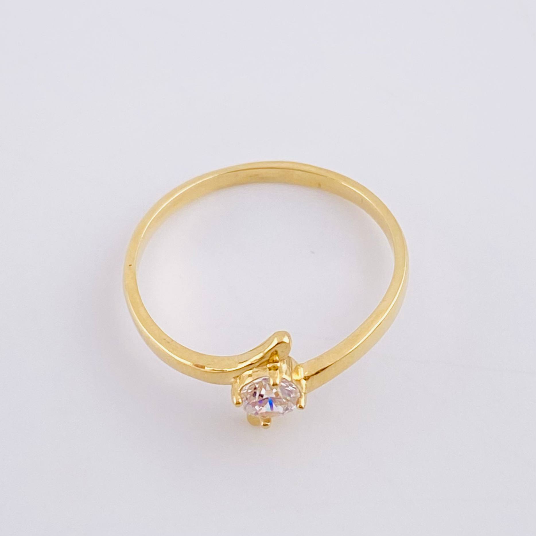 Anillo Solitario 2.1g / T10 Oro Amarillo 18K