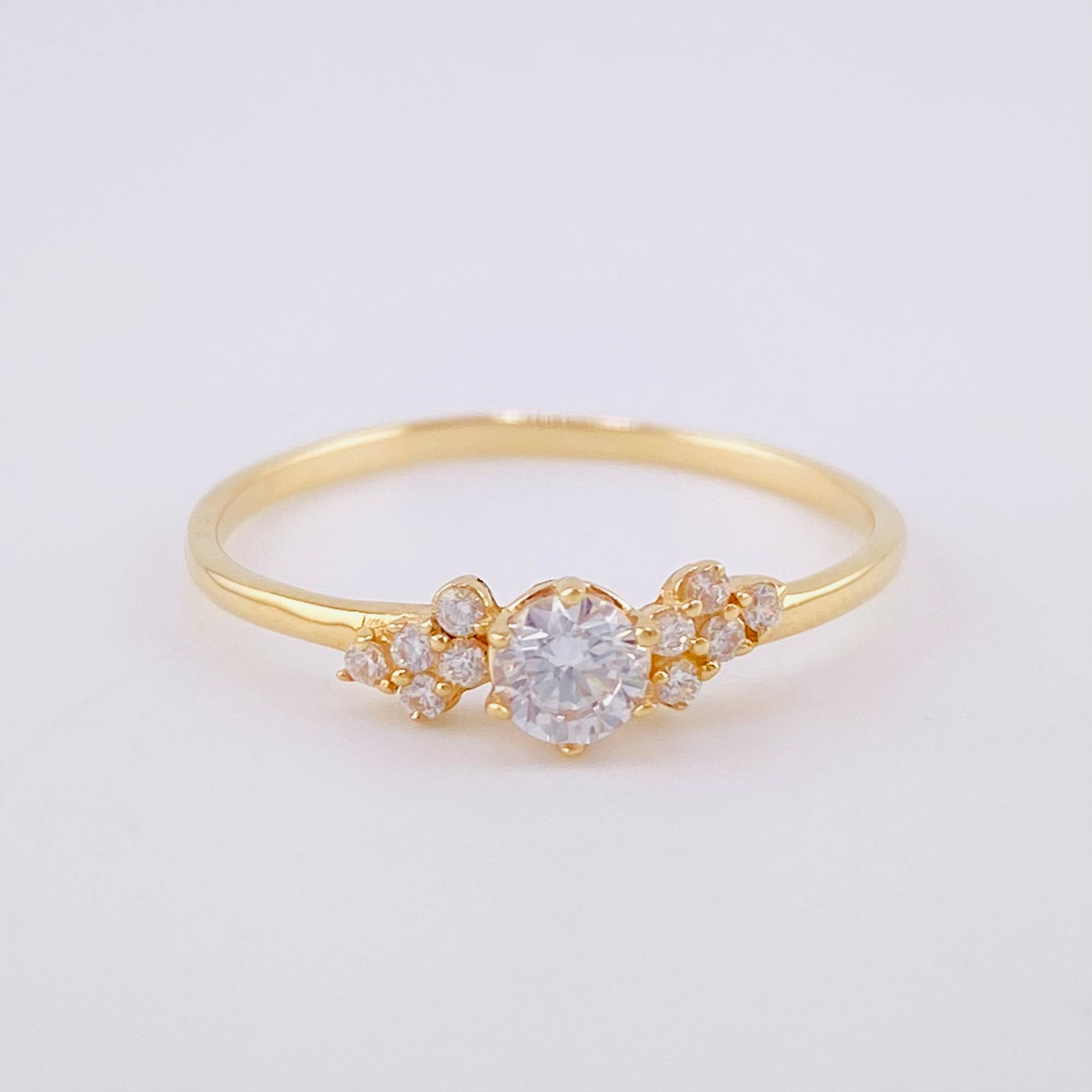 Anillo Solitario Floreado 1.5g / T6 1/4 Oro Amarillo 18K
