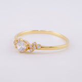 Anillo Solitario Floreado 1.5g / T6 1/4 Oro Amarillo 18K