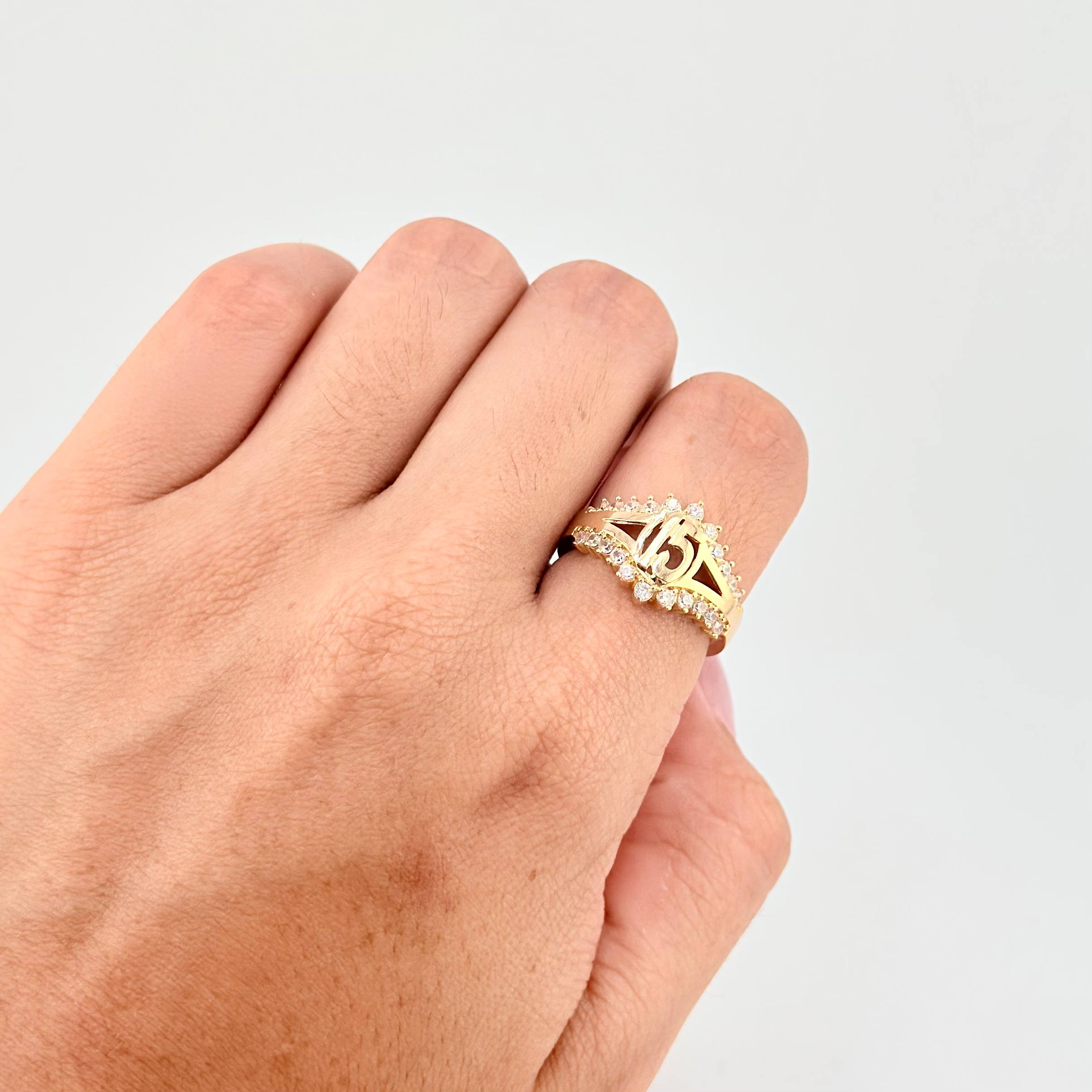 Anillo Tiana 15s 3.45g / T7 Oro Amarillo 18K