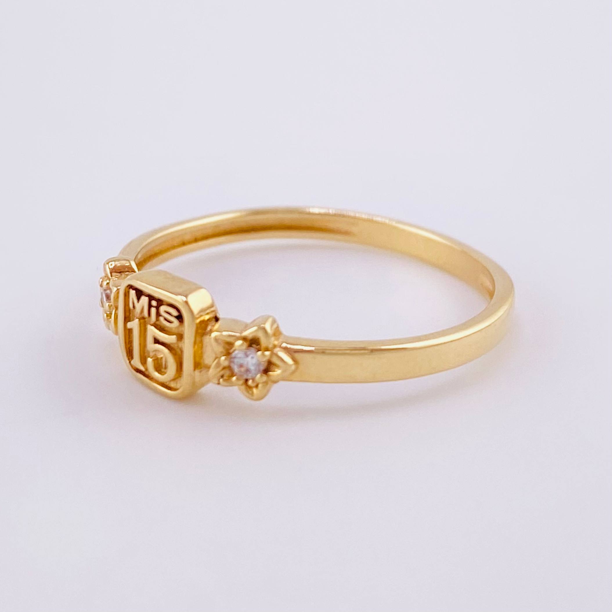 Anillo Jazmin 15s 1.5g / T6 3/4  Oro Amarillo 18K