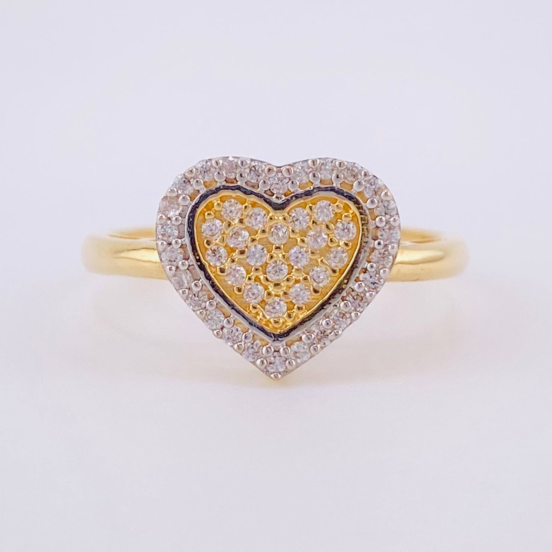 Sophisticated Heart Ring 2.65g / T7 1/4 18K Yellow Gold