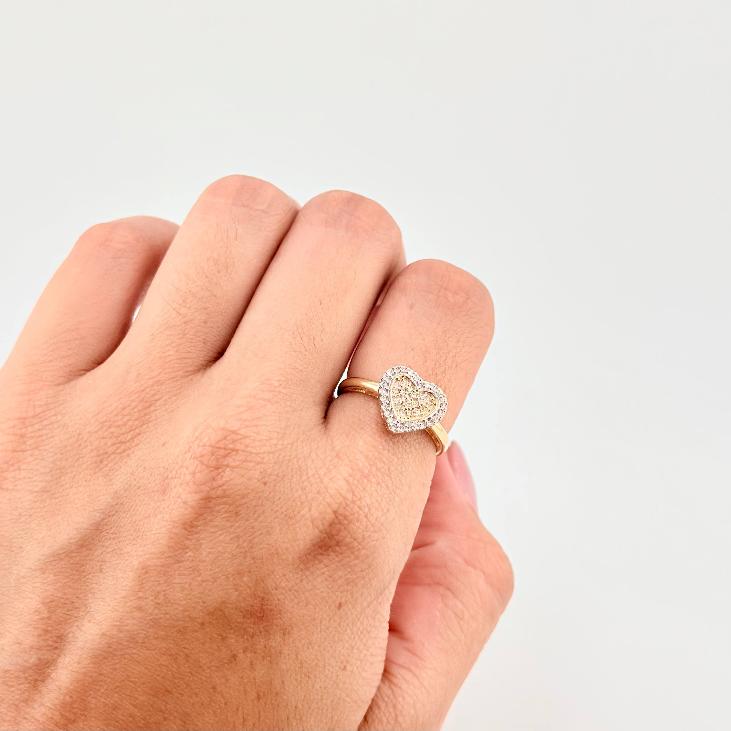 Anillo Corazón Tupido 2.65g / T6 1/2 Oro Amarillo 18K
