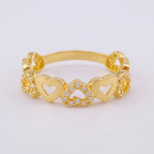 Interspersed Hearts Ring 2.75g / Size 8 1/4 Yellow Gold 18K