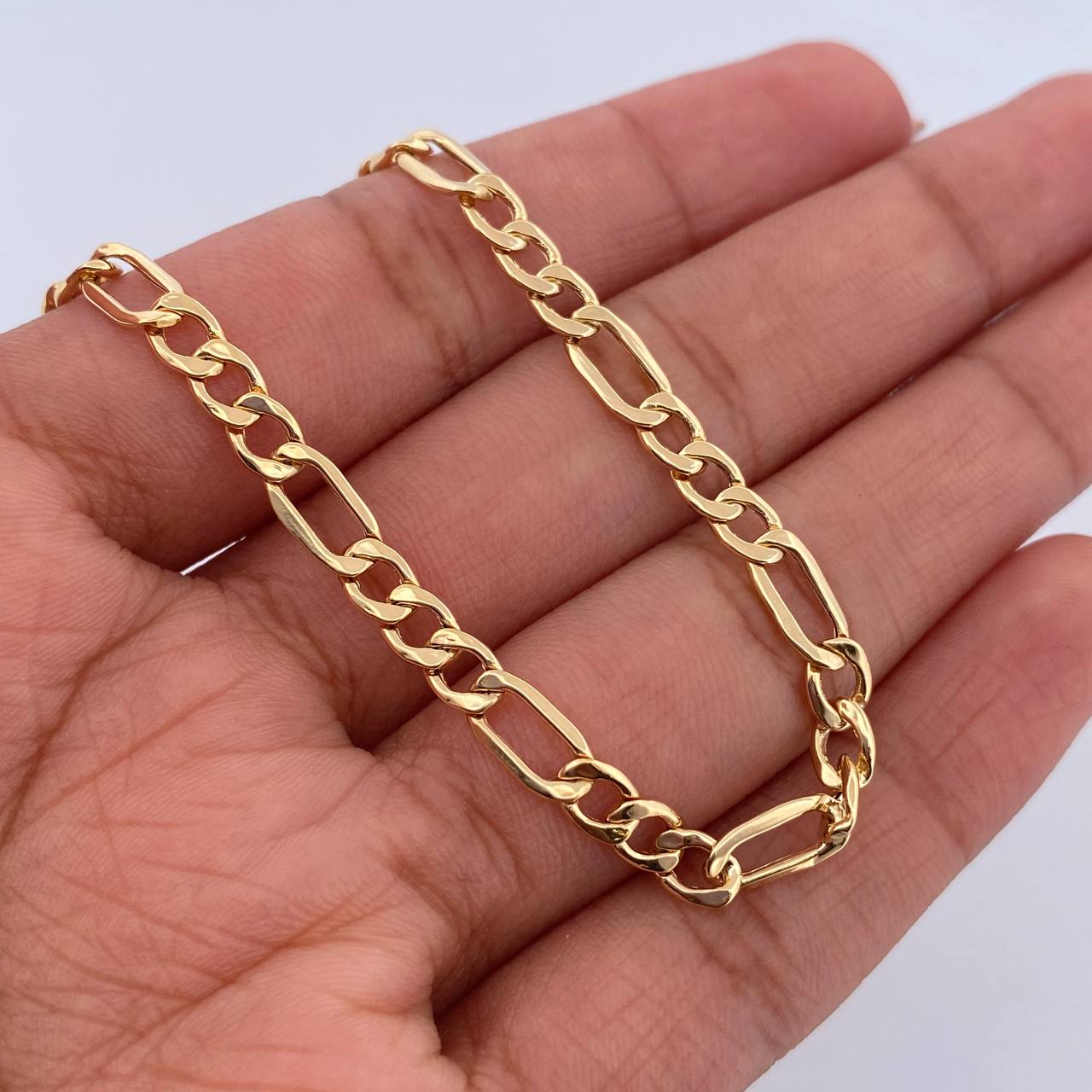 Pulso Figaro 2.8gr / 20.2cm / 4mm Oro Amarillo +1 18K &