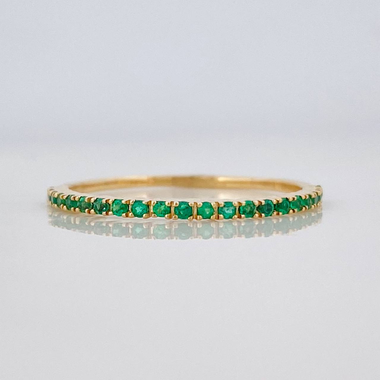 Anillo Churumbela Esmeraldas 15pts 1.05g / T7 Oro Amarillo 18K