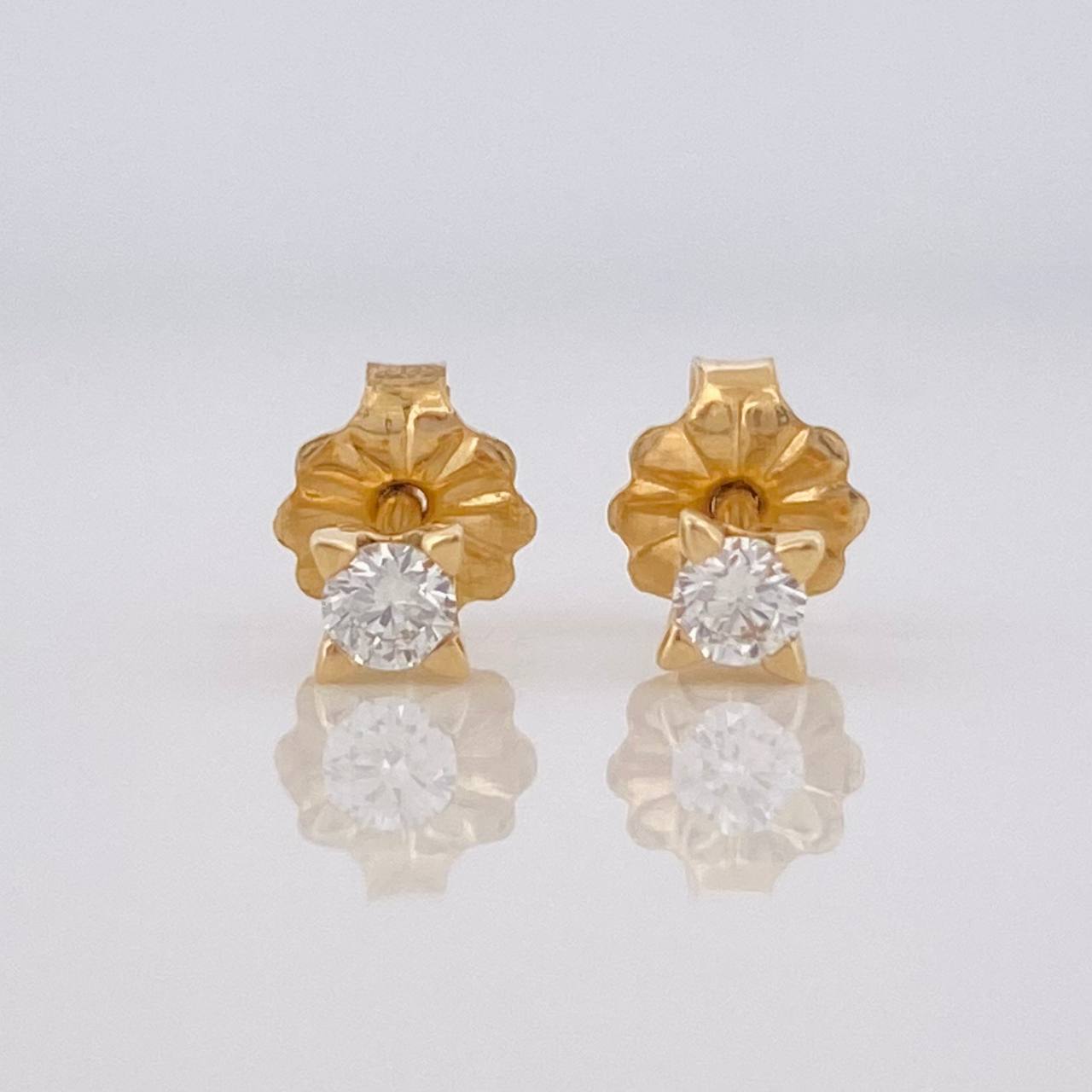 Stud Earrings Diamond Sparkle 12pts 0.8g / in / 2.82mm Yellow Gold 18K