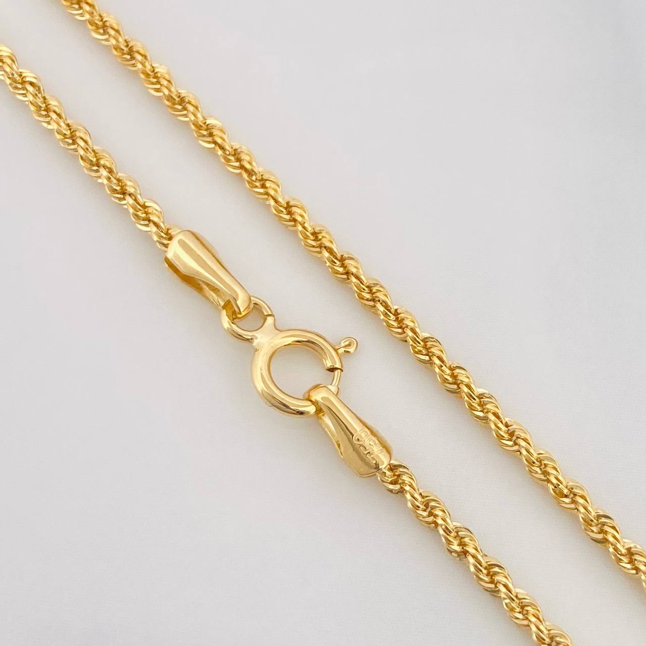 Set Cadena Lazo + Dije Virgen Maria / 2.65g / 20 in Oro Amarillo 18K