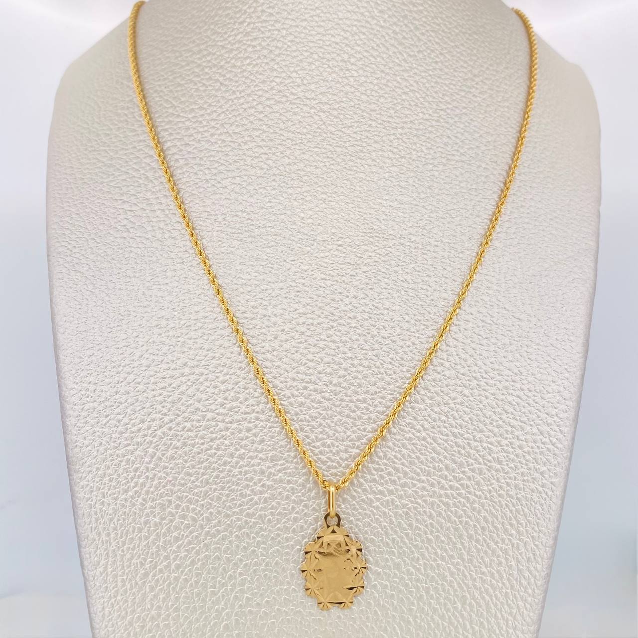 Set Cadena Lazo + Dije Virgen Maria / 2.65g / 20 in Oro Amarillo 18K