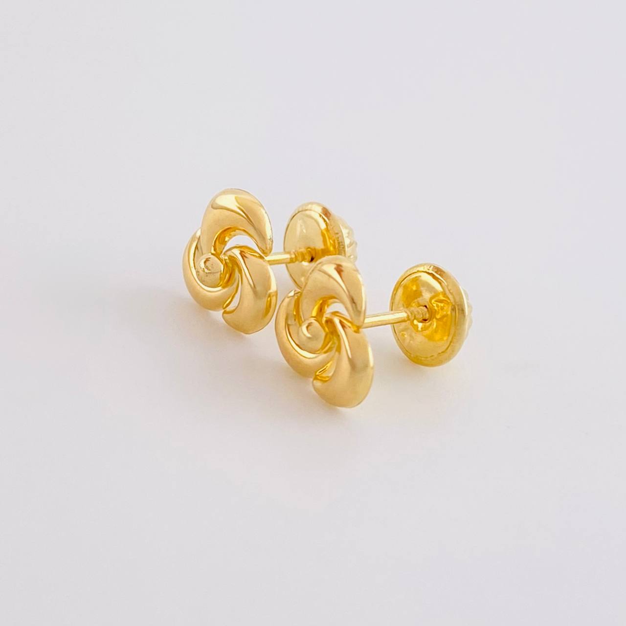Topos Moly 0.65g / in / 7.7mm Oro Amarillo 18K