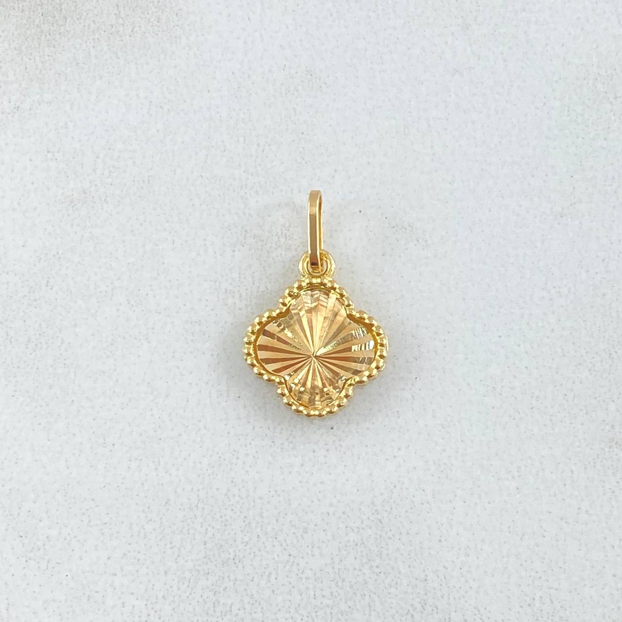 Dije Trebol 0.7gr / 1.6cm-Bordeado Diamantado Oro Amarillo 18K ©
