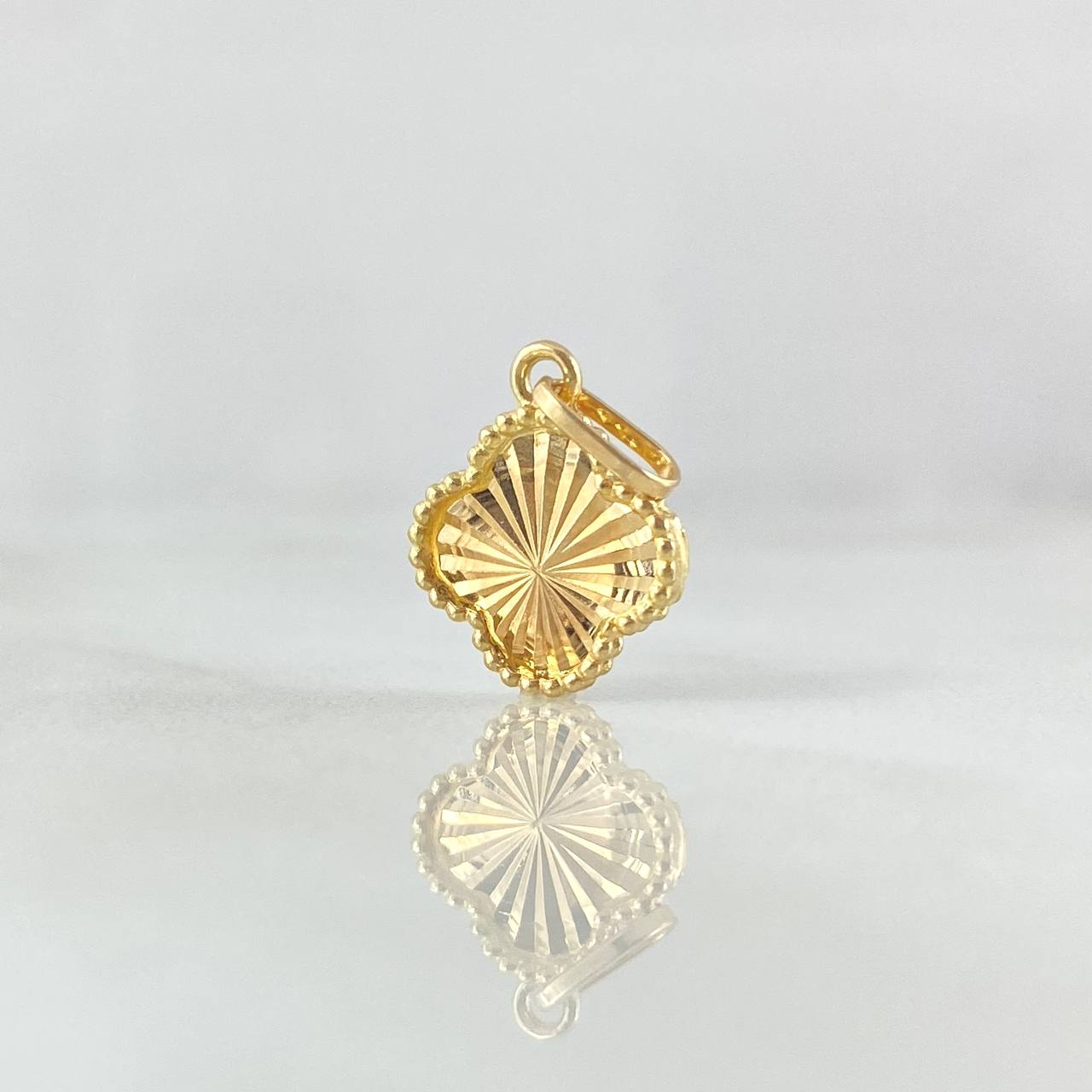 Dije Trebol 0.7gr / 1.6cm-Edged Diamond Cut Yellow Gold 18K
