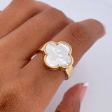 Anillo Trebol 4.2gr / T6 1/2 / Nacar Blanco Oro Amarillo Nac.Esp. 18K $