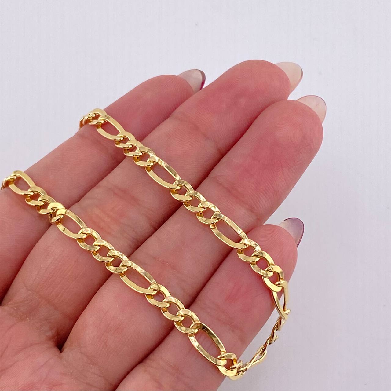 Pulso Figaro 2.5gr / 7 3/4 in / 4.3mm Oro Amarillo +1 18K *