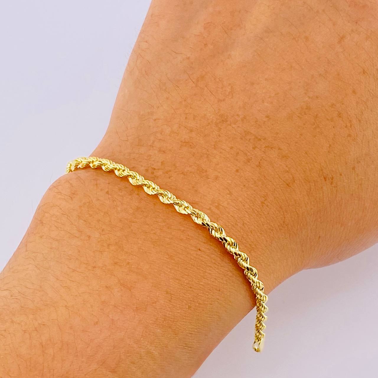 Pulso Lazo 2.4gr / 7 3/4 in / 2.5mm Oro Amarillo +3 18K *