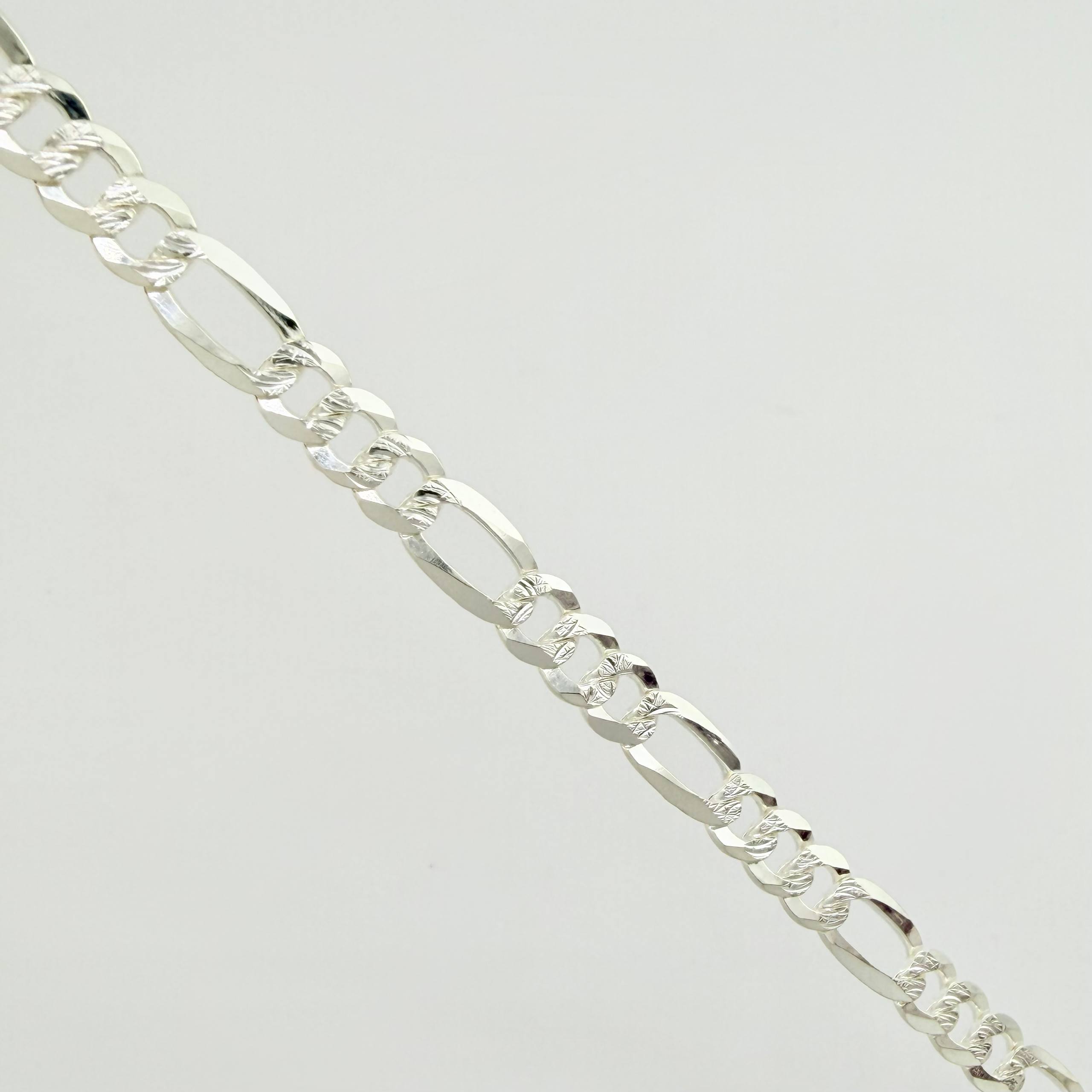 Cadena Figaro 23.55gr / 27 1/2 in / 6mm Plata 925 *