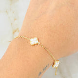 Pulso Trebol Blanco 3gr / 7 3/4 in / 9mm Oro Amarillo 18K *