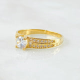 Anillo Solitario 2.85gr / T8 1/4 / Oro Amarillo 18K