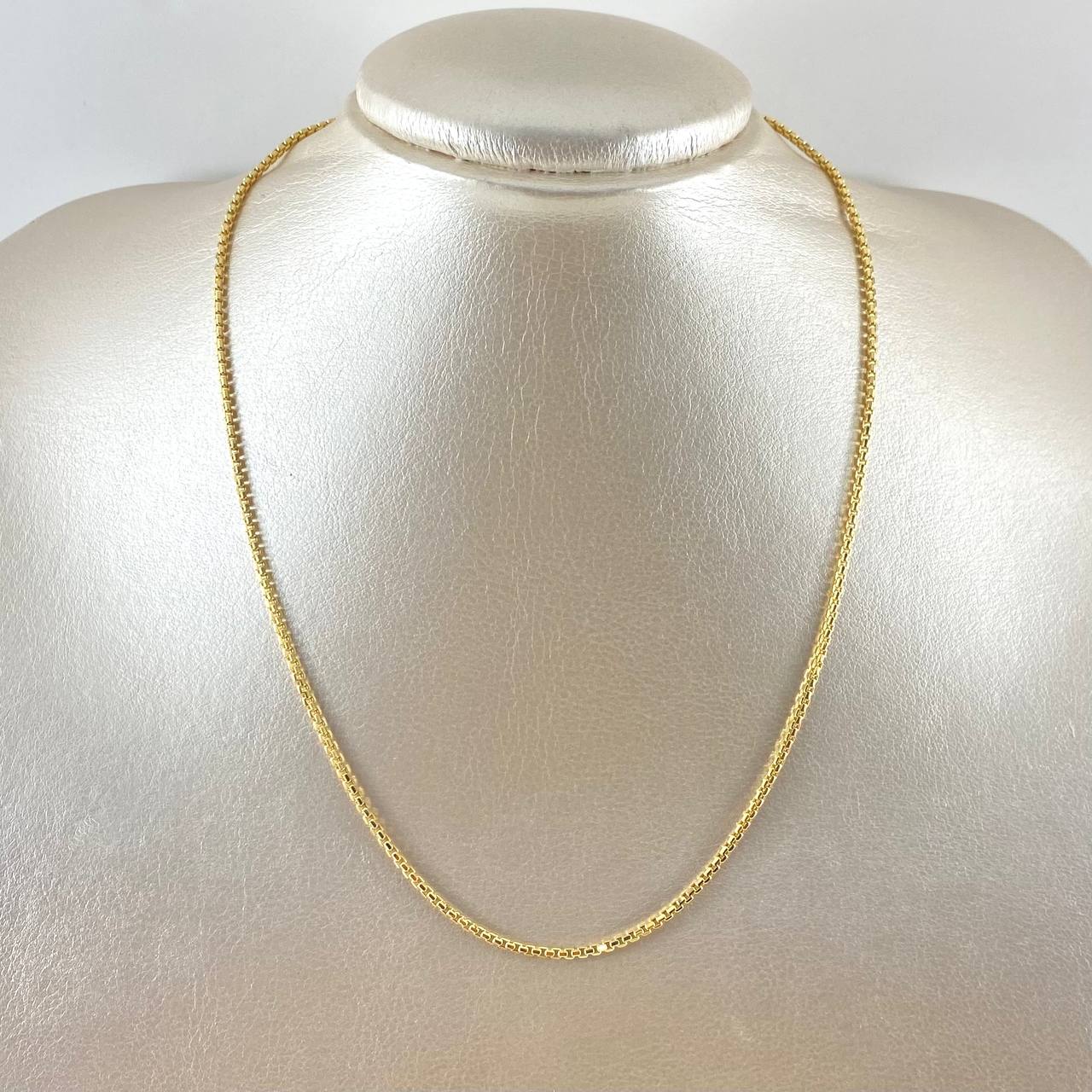 Cadena Veneciana 8.3gr / 17 3/4 in / 1.8mm Oro Amarillo +3 18K *