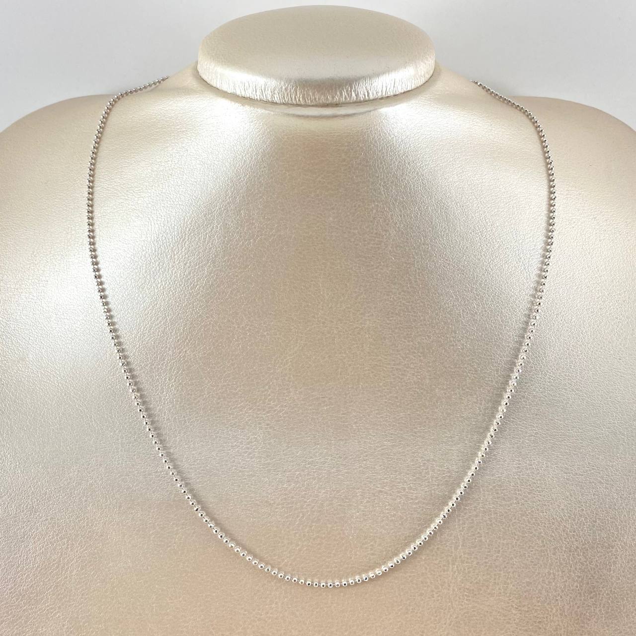 Cadena Militar 4.8gr / 19 3/4 in / 1.4mm Oro Blanco +3 18K *