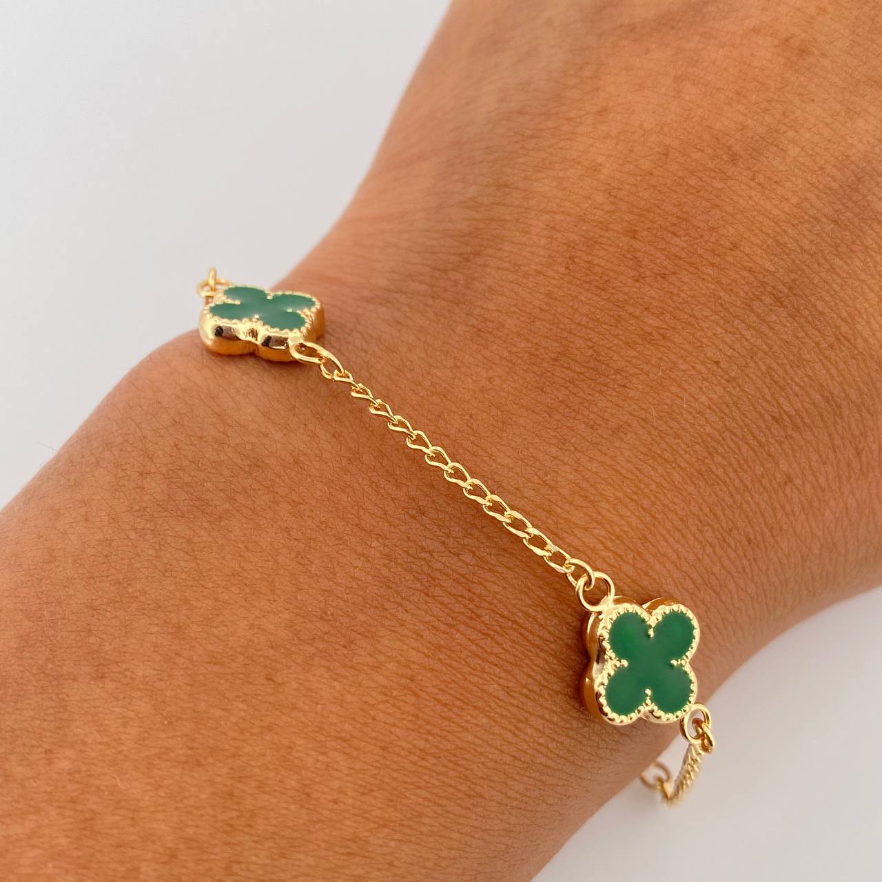 Pulso Trebol Espiga 3.1gr / 18.5cm / 1.4mm Electroestatico Verde Oro Amarillo 18K &