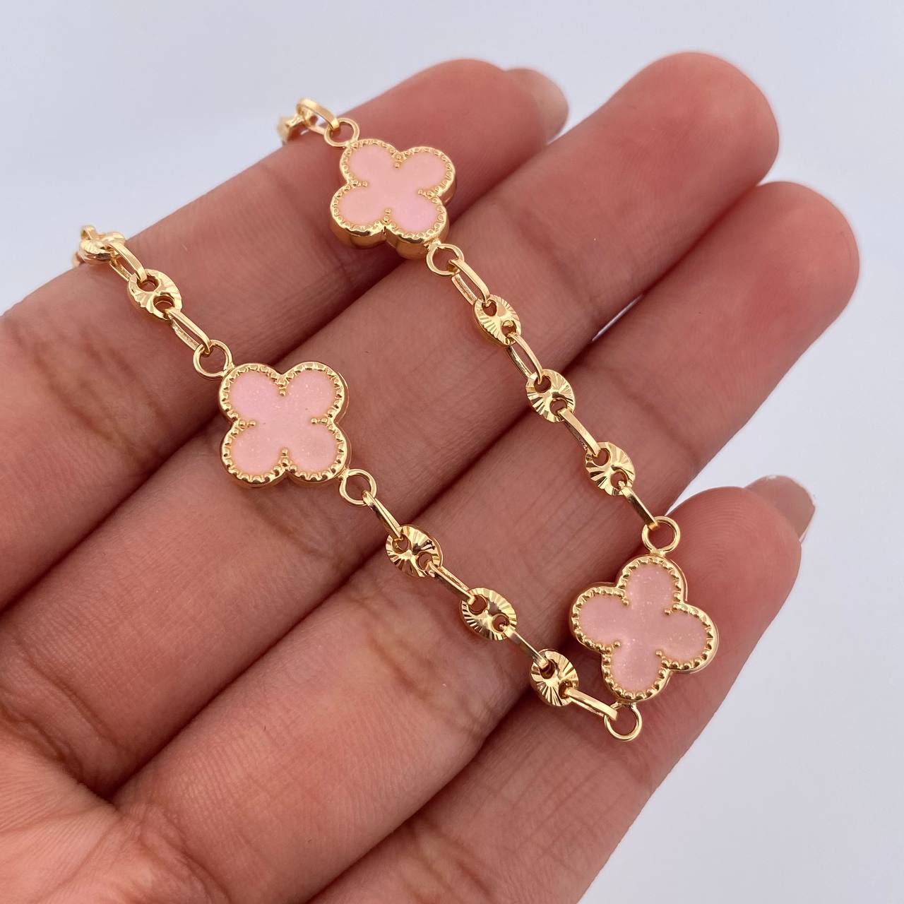 Pulso GC Trebol 3.9gr / 18cm / 3.1mm Diamantado Electroestatico Rosado Oro Amarillo 18K &